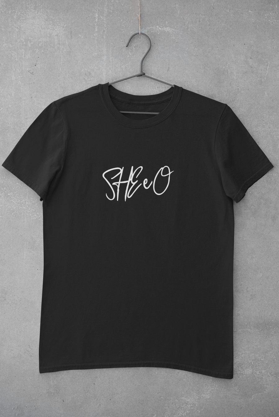 "SHEeO" T-shirt